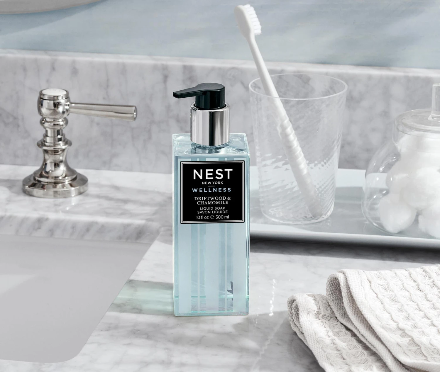 Driftwood & Chamomile Liquid Soap 2 Driftwood & Chamomile Liquid Soap - Image 2